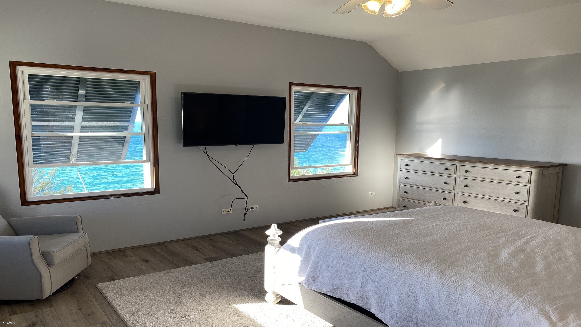 #9 Greenbay Close