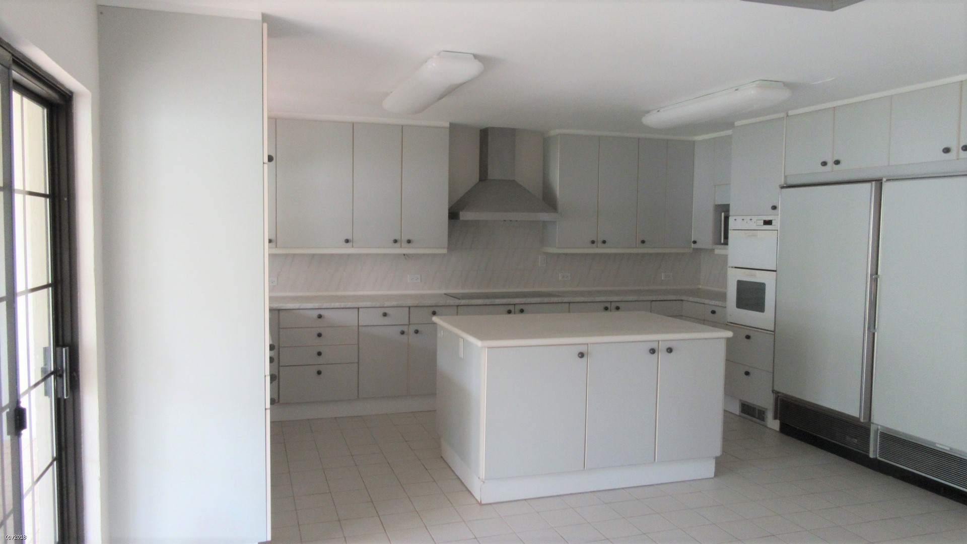 16 Inwood Close