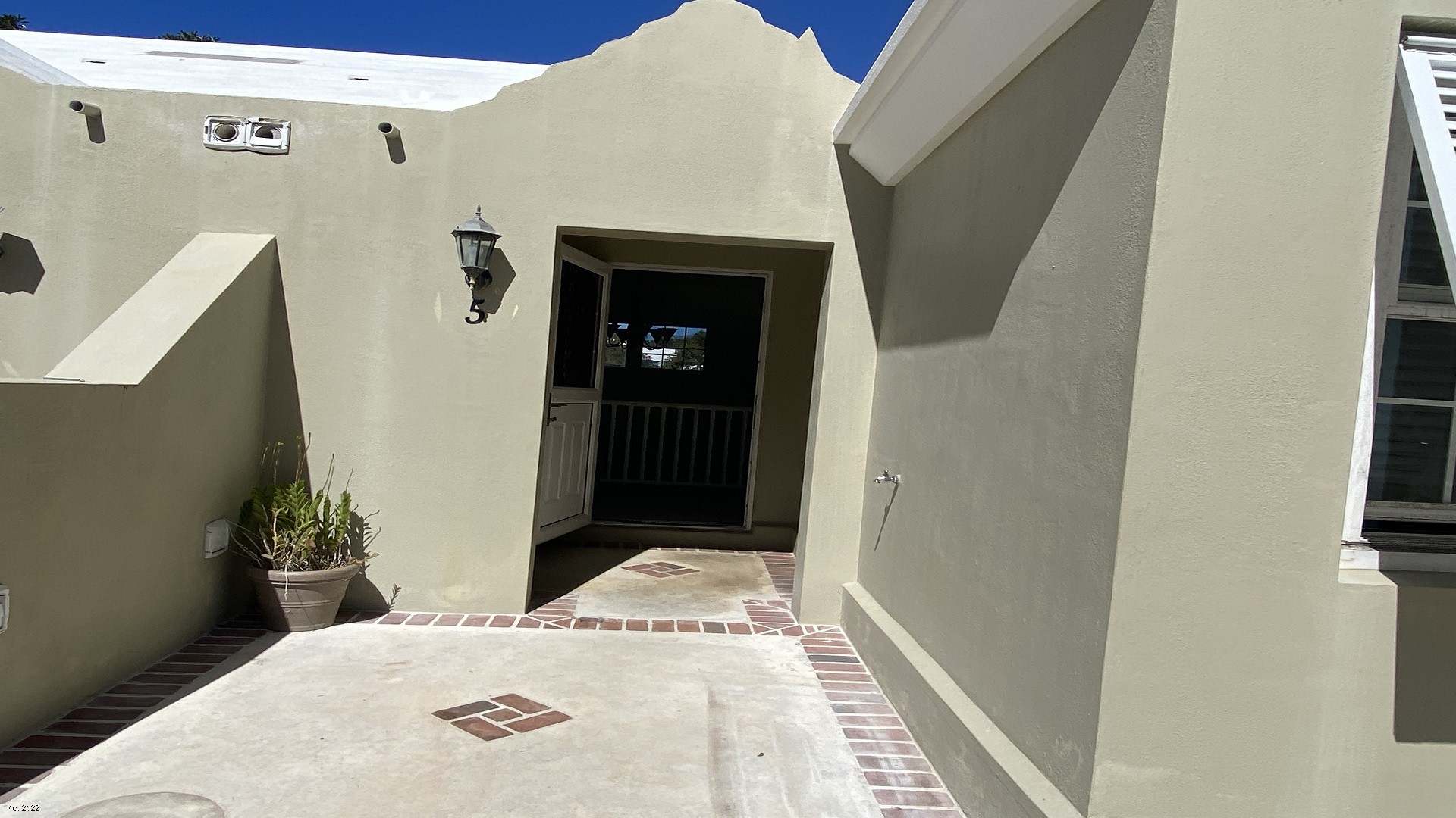 5 Garden Grove