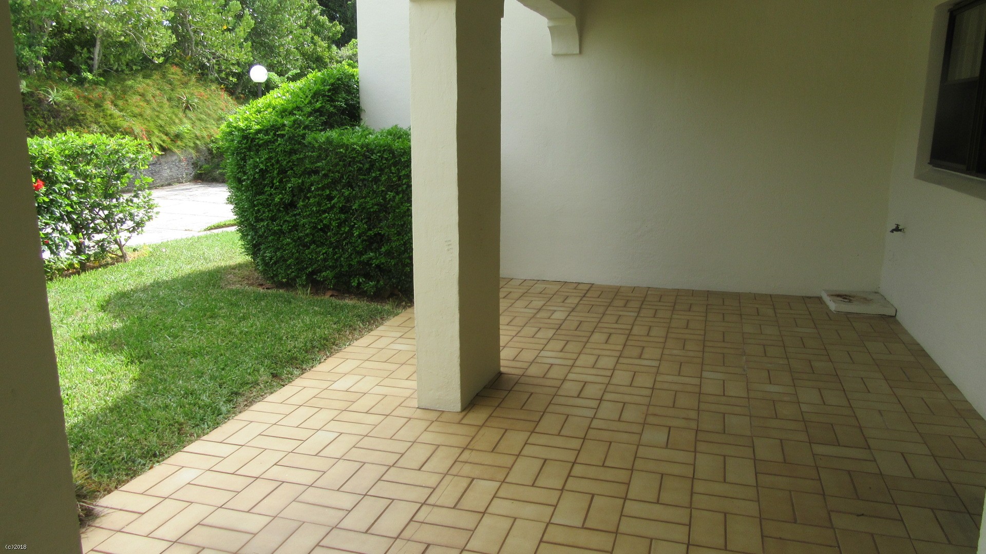 16 Inwood Close